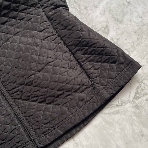 R.M. WILLIAMS | Quilted puffer jacket semi fitted in Black - Picture 6 of 11